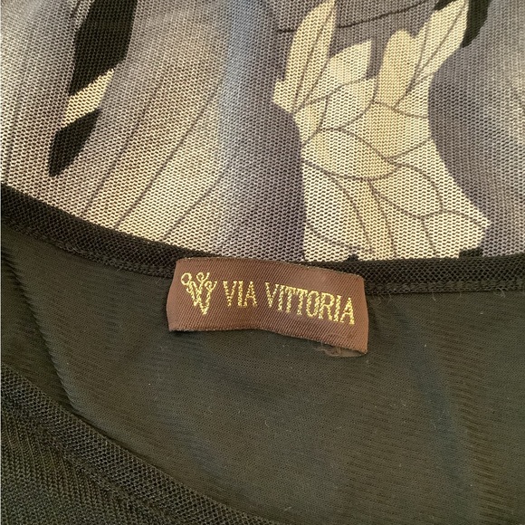 VIA VITTORIA ~ Tunic - Picture 6 of 11